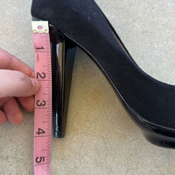 Bottega Veneta Black Suede and Patent Leather Platform Pumps Size 38 - Picture 11 of 11